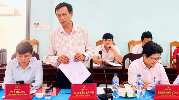 Tổ công tác Ủy ban kiểm tra Trung ương khảo sát thực tế việc lãnh đạo, chỉ đạo và tổ chức thực hiện mô hình chính quyền địa phương 02 cấp tại xã Sơn Tây Hạ