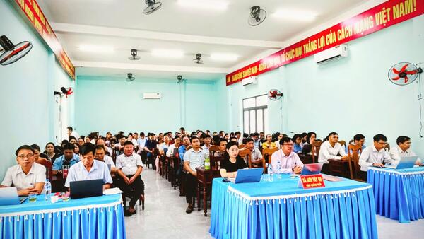 Xã Sơn Tây Hạ dự Hội nghị trực tuyến toàn quốc quán triệt 4 Nghị quyết của Bộ Chính trị